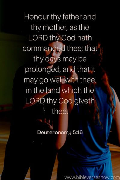 Deuteronomy 5_16