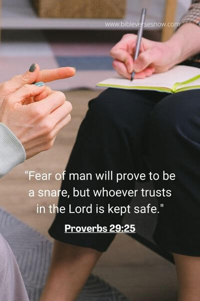 Proverbs 29_25