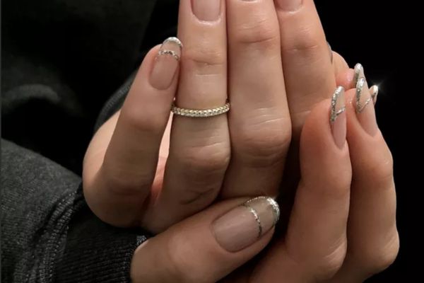 Art Deco French Manicure