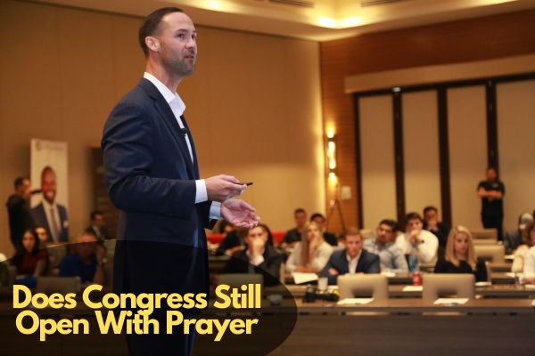 Does Congress Still Open With Prayer