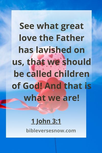 1 John 3:1