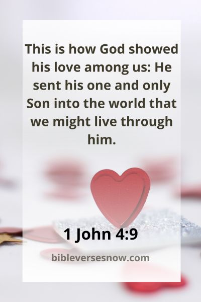 1 John 4:9